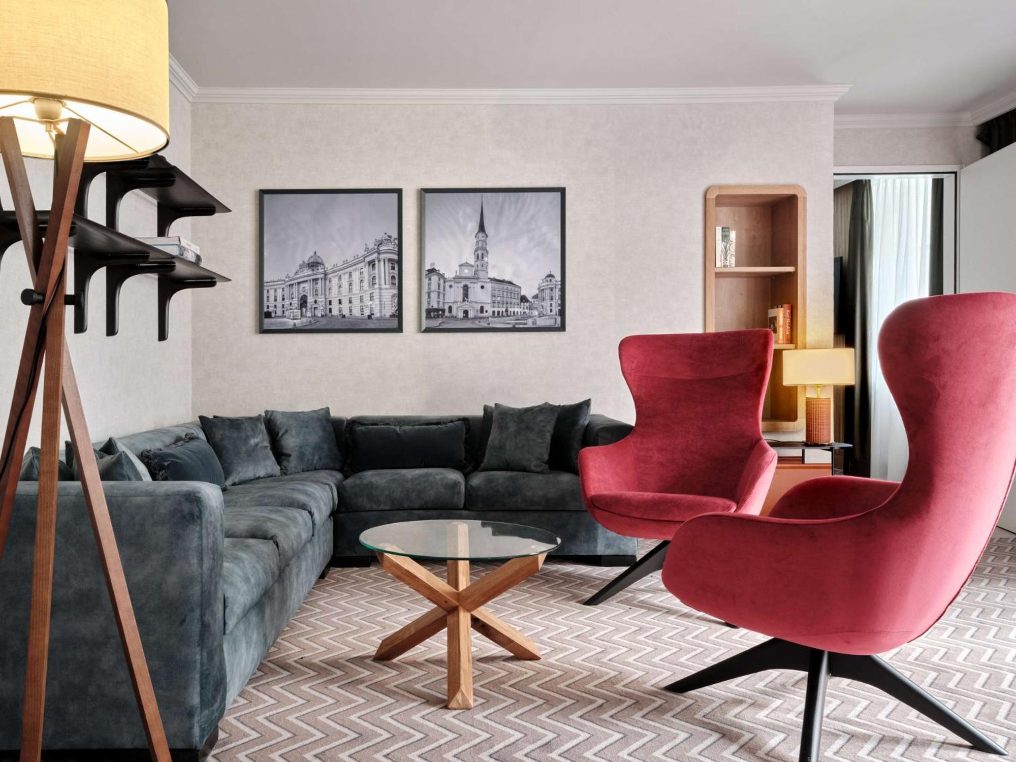 Triest Hotel 4*